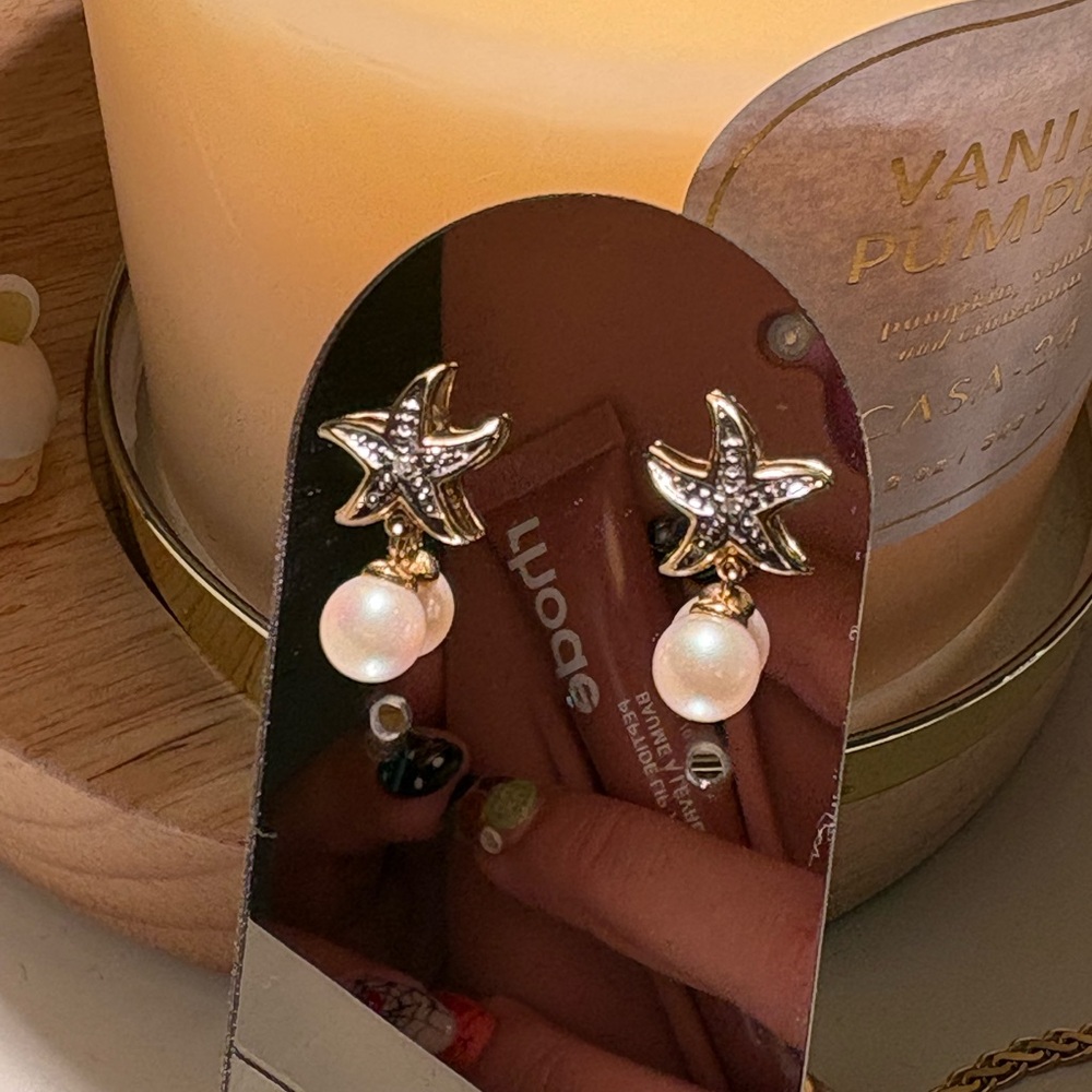 14kt REAL gold Starfish Pearl Earrings